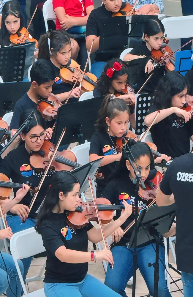 20 de Abril 2024 – Fashion Square Mall Orlando. The Nucleus Orchestral. Festival de Primaver