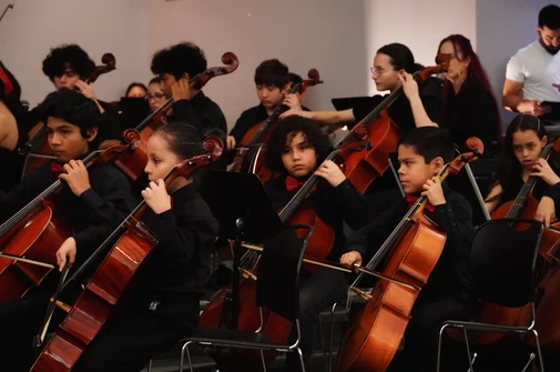 The Nucleus Orchestral Texas. Programa de Orquesta Sinfonica infantil y juvenil.