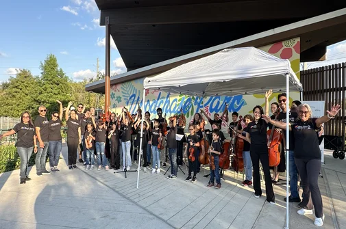 Concierto Comunitario en Woodchase Park. The Nucleus Orchestral Texas. Woodchase Park